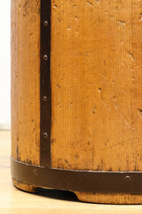 温かみある木地の風合いで趣きのある一斗マス DC4991