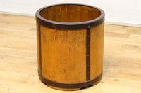 温かみある木地の風合いで趣きのある一斗マス DC4991