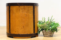 温かみある木地の風合いで趣きのある一斗マス DC4991