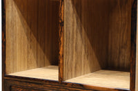 丁寧に造られた美しい慳貪(けんどん)戸づくりの極上黒柿杢目の小箪笥 BB2100