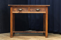 レトロ感溢れる使い込まれたデスク BB2175