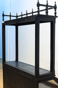 稀少ブラックカラー‼ディスプレイが映えるデザイン性の高いガラスケース BB2218