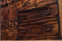 珍品!!無垢材の黒柿杢目が流れる堂々とした越後収納箪笥 BB2226