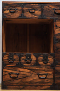 珍品!!無垢材の黒柿杢目が流れる堂々とした越後収納箪笥 BB2226