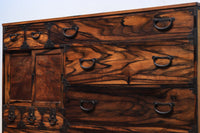 珍品!!無垢材の黒柿杢目が流れる堂々とした越後収納箪笥 BB2226