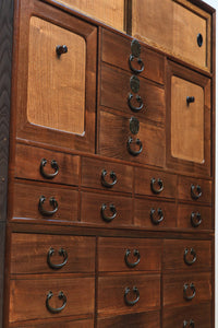 全面総桑材!! 素材の風合いが心地の良い収納箪笥 BB2228