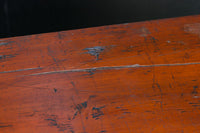 鋲で打ち付けられた金具が味わい深い最上衣裳箪笥 BB2264