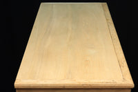 デザイン性の高い観音扉のレトロガラスケース BB2293