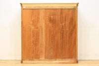 デザイン性の高い観音扉のレトロガラスケース BB2293