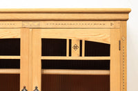 デザイン性の高い観音扉のレトロガラスケース BB2293