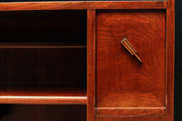 上品な造りと色艶で空間が華やぐ飾り棚 BB2409