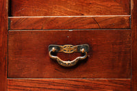 上品な造りと色艶で空間が華やぐ飾り棚 BB2409