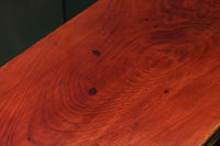 上品な造りと色艶で空間が華やぐ飾り棚 BB2409