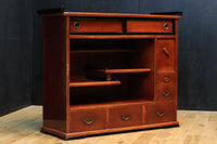 上品な造りと色艶で空間が華やぐ飾り棚 BB2409