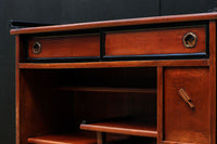 上品な造りと色艶で空間が華やぐ飾り棚 BB2409