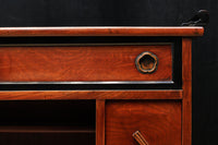 上品な造りと色艶で空間が華やぐ飾り棚 BB2409