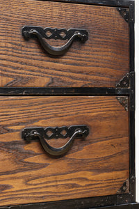 杢目が引き立つアイアンフレーム付き衣裳箪笥 BB2476