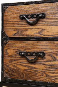 杢目が引き立つアイアンフレーム付き衣裳箪笥 BB2476