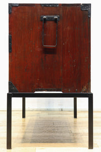 杢目が引き立つアイアンフレーム付き衣裳箪笥 BB2476