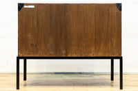 杢目が引き立つアイアンフレーム付き衣裳箪笥 BB2476