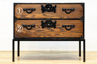 杢目が引き立つアイアンフレーム付き衣裳箪笥 BB2476