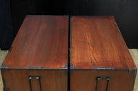 杢目が引き立つアイアンフレーム付き衣裳箪笥 BB2476