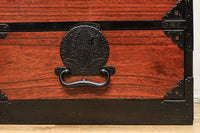 珍品‼ 総桐‼ 隠し小箱を多数備えた見事な造りと風合いが美しい最上収納箪笥 BB2484