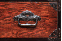 稀少!! 見栄えのする蕪の装飾金具で趣き深い庄内衣裳箪笥 BB2561