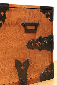 Retro Furniture BB2601-MT