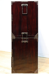 上品な漆を縁起の良い絵柄が雅に飾る二本松衣裳箪笥 BB2681