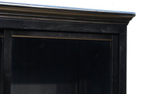 空間が引き締まる黒い色彩のレトロガラスケース BB2709