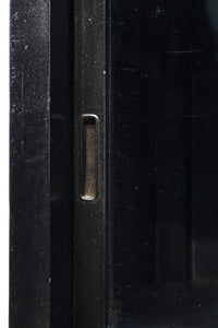 空間が引き締まる黒い色彩のレトロガラスケース BB2709