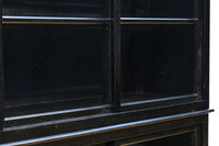 空間が引き締まる黒い色彩のレトロガラスケース BB2709