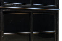 空間が引き締まる黒い色彩のレトロガラスケース BB2709