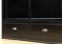 空間が引き締まる黒い色彩のレトロガラスケース BB2709