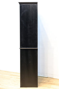 空間が引き締まる黒い色彩のレトロガラスケース BB2709