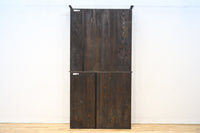 空間が引き締まる黒い色彩のレトロガラスケース BB2709