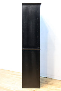 空間が引き締まる黒い色彩のレトロガラスケース BB2709