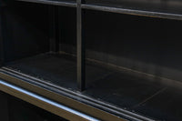 空間が引き締まる黒い色彩のレトロガラスケース BB2709