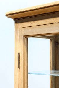 脚高のシルエットで可愛らしい木地色の温かみあるケビント BB2719