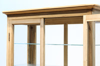 脚高のシルエットで可愛らしい木地色の温かみあるケビント BB2719