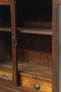 装飾性の高い杢目模様がレトロ感を高めるガラスケース BB2724