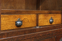 装飾性の高い杢目模様がレトロ感を高めるガラスケース BB2724