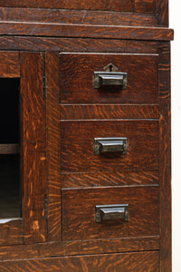 装飾性の高い杢目模様がレトロ感を高めるガラスケース BB2724