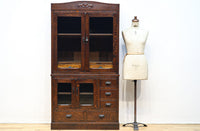 装飾性の高い杢目模様がレトロ感を高めるガラスケース BB2724