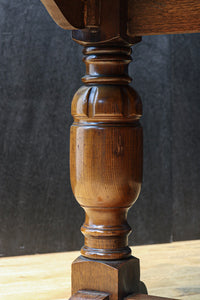 艶やかで美しく重厚な佇まいのバタフライテーブル BB2753