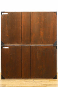 変わりデザインの金具で華を添えた衣裳箪笥 BB2791