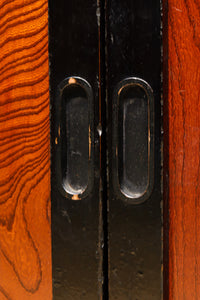 稀少幅2107ミリ‼ 艶やかで雅やかな色彩の貫禄溢れる極上近江水屋箪笥 BB2909