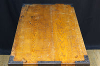 引き出し25杯を備えた上質なレトロ感漂う収納箪笥 BB2923