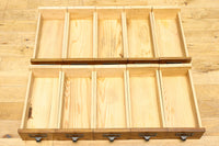 引き出し25杯を備えた上質なレトロ感漂う収納箪笥 BB2923